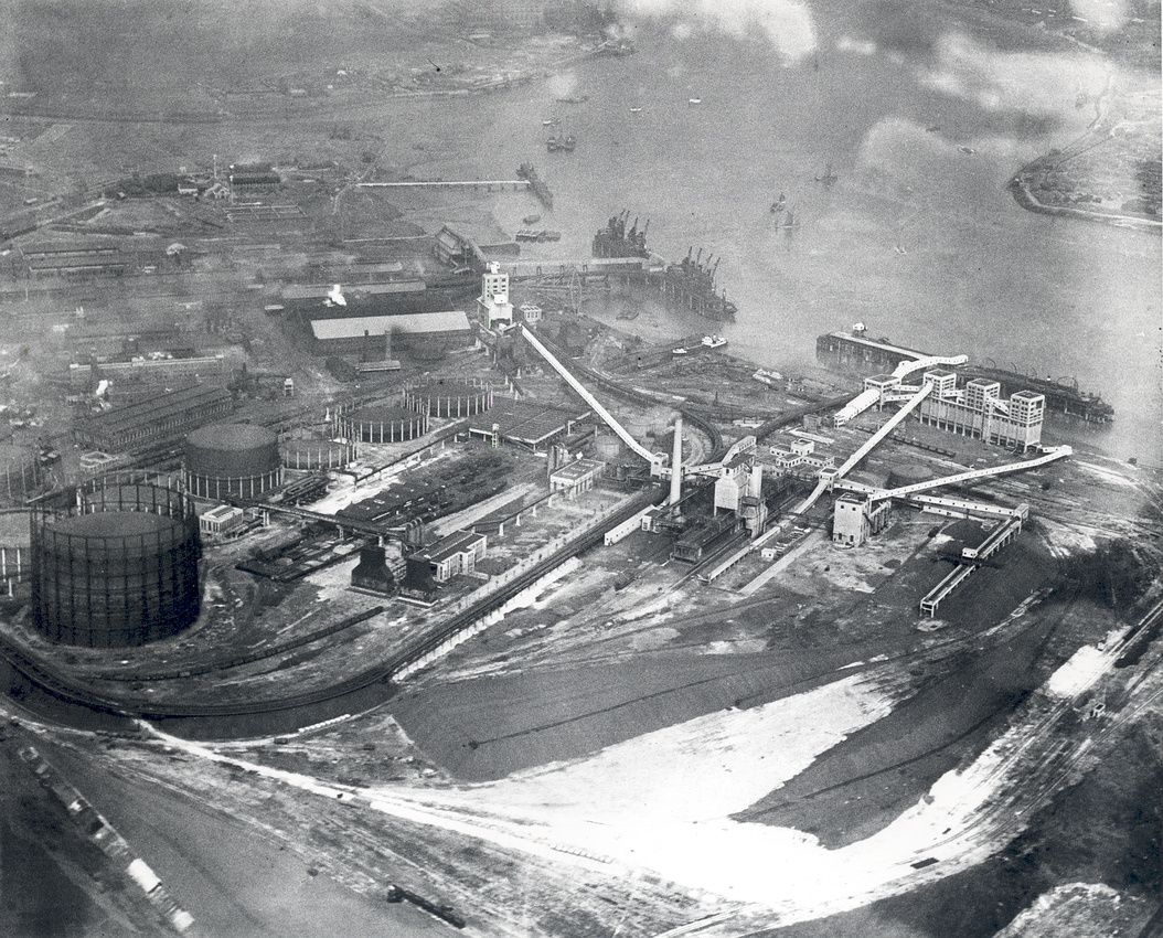 Environmental Roots of Urban Inequality